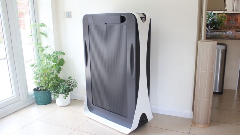 Robot l&agrave; ủi Effie